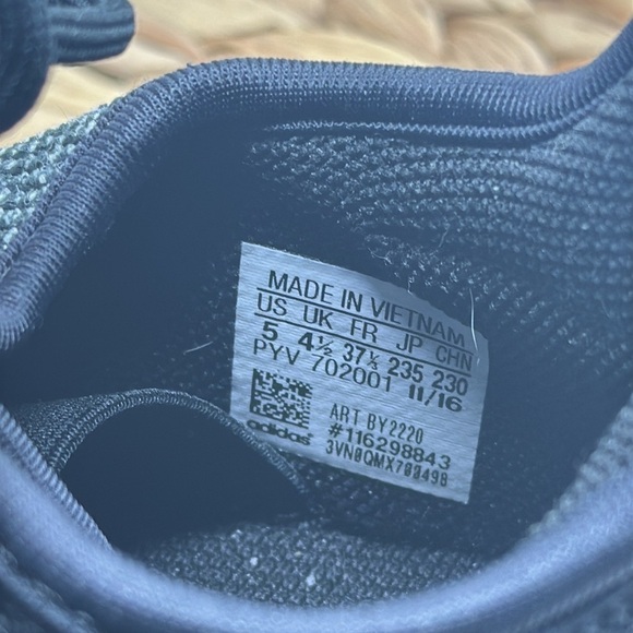 Adidas Comfort Knit Black Tubular Running Shoe Size 5 - Picture 6 of 9